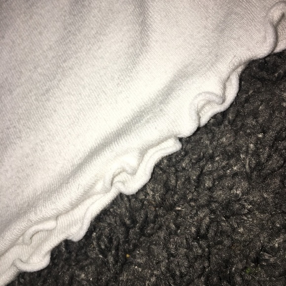 White off the shoulder cropped lettuce edge top - Picture 3 of 3